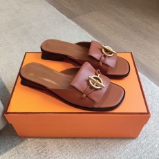 Hermes Slippers